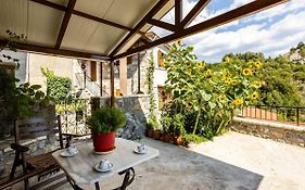 Stemnitsa Stone Residence - Cosy Mountain Escape
